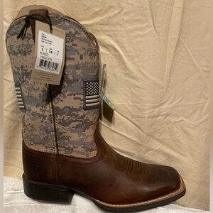 Ariat Youth Cowboy Boots NWT